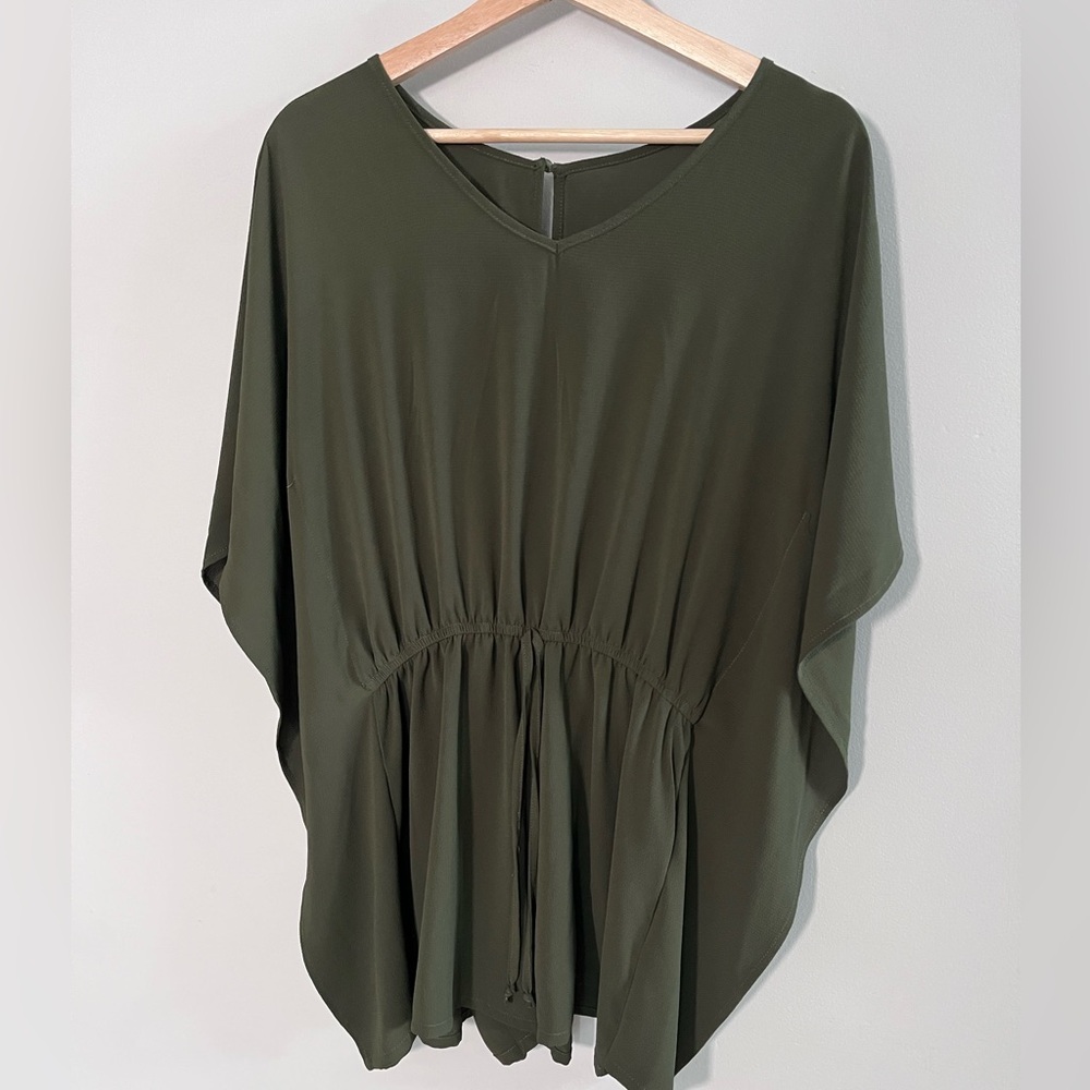 Olive Green V-Neck Drawstring Romper Small Relaxed Dolman Sleeve Casual‎ Outfit